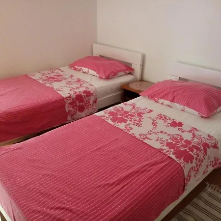 By The Sea Povljana, Pag - 7505 Apartamento *